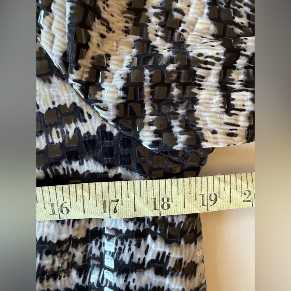 Investments Zebra Design‎ Jacket - Picture 4 of 7